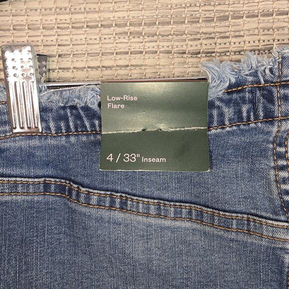 Wild Fable Jeans Womens 4 Low-Rise Flare Flare Raw Hem Bohemian Festival Hippie - Picture 3 of 12